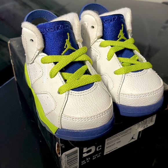 Jordan Other - NWT Jordan 6 Retro Shoes Unisex 5C